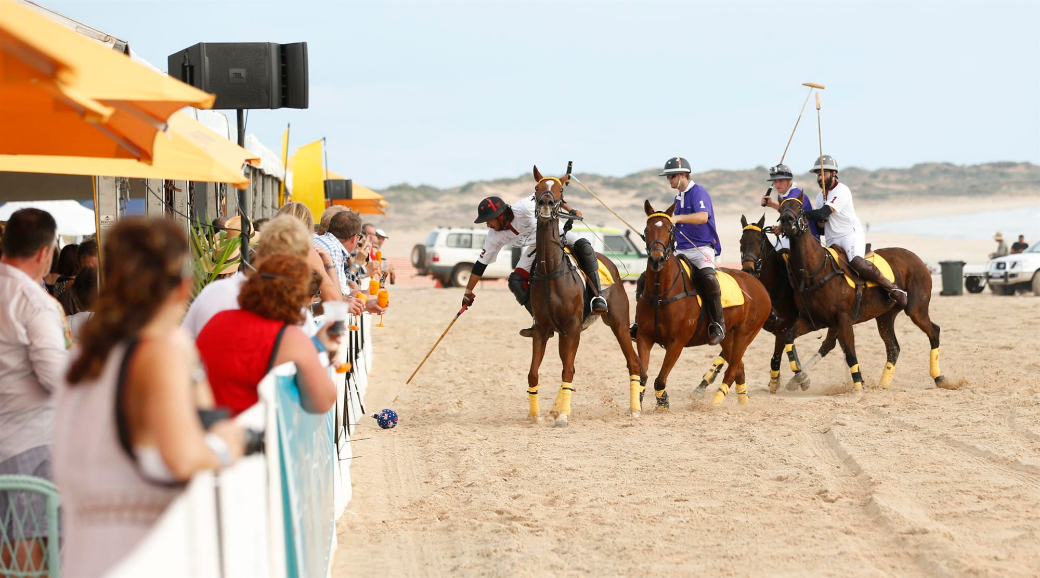 cable beach polo tournament polo game polo WA australian polo 7